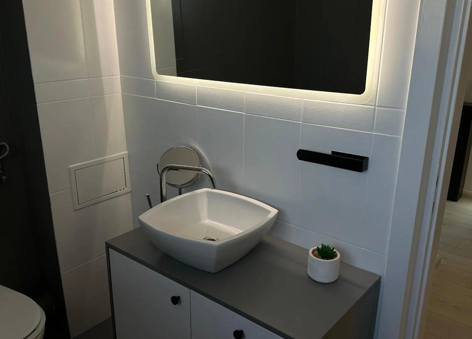 Forestside Apartment 布加勒斯特